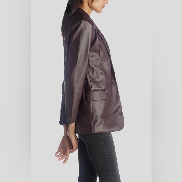 NEW Blank NYC Plum Bare Essentials Blazer Faux Leather Size Medium - Picture 2 of 13